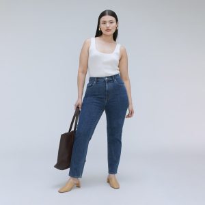 Alternative view of The Cheeky Hourglass Jean | Washed Midnight | 28.5 Inseam