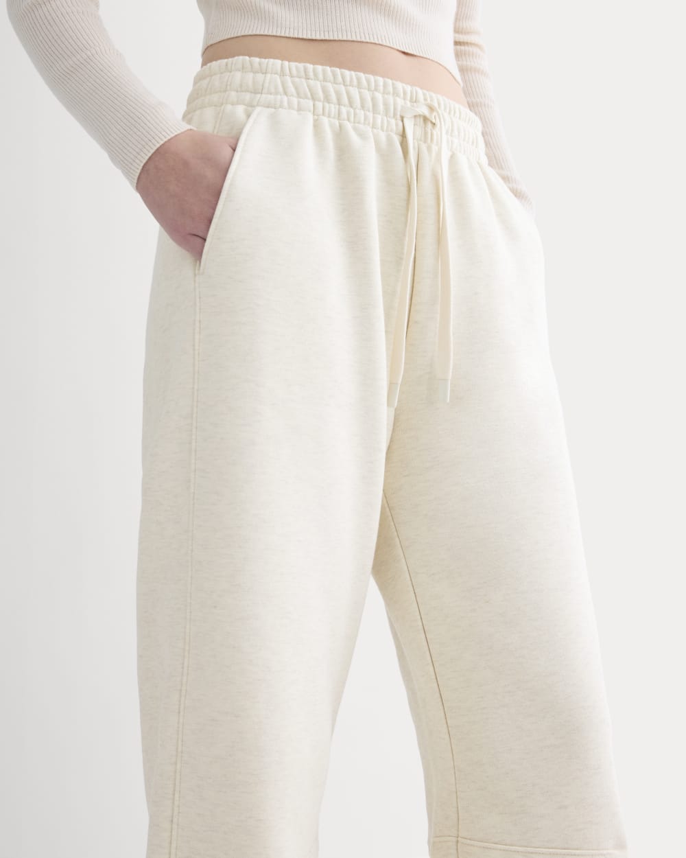 Luxe Fleece Barrel Sweatpant | Heathered Oat - Image 4