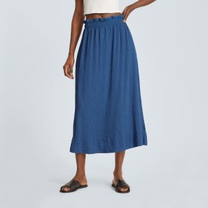 Alternative view of The Naia™ Ripple Skirt | Deep Blue