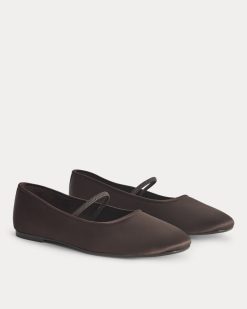 Alternative view of The Day Mary Jane | Deep Brown