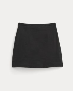 Alternative view of The Mini Skirt in Stretch Linen | Black