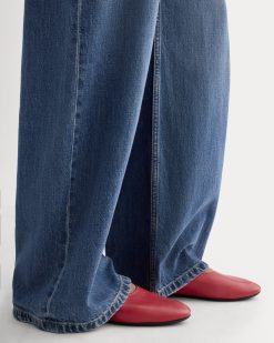Alternative view of The Day Glove | Classic Red