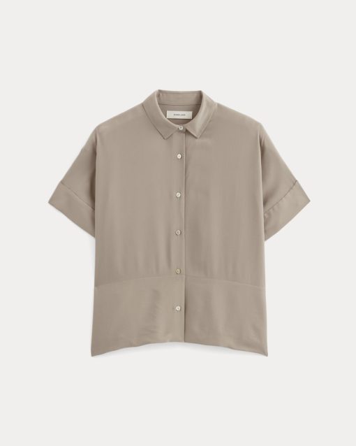 Alternative view of The Boxy Shirt in Washable Silk | Burnt Sugar