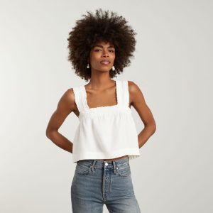 Alternative view of The Smocked Linen Cami | White