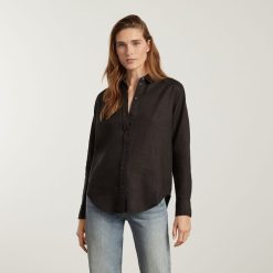Alternative view of The Must-Have Shirt in Linen | Black