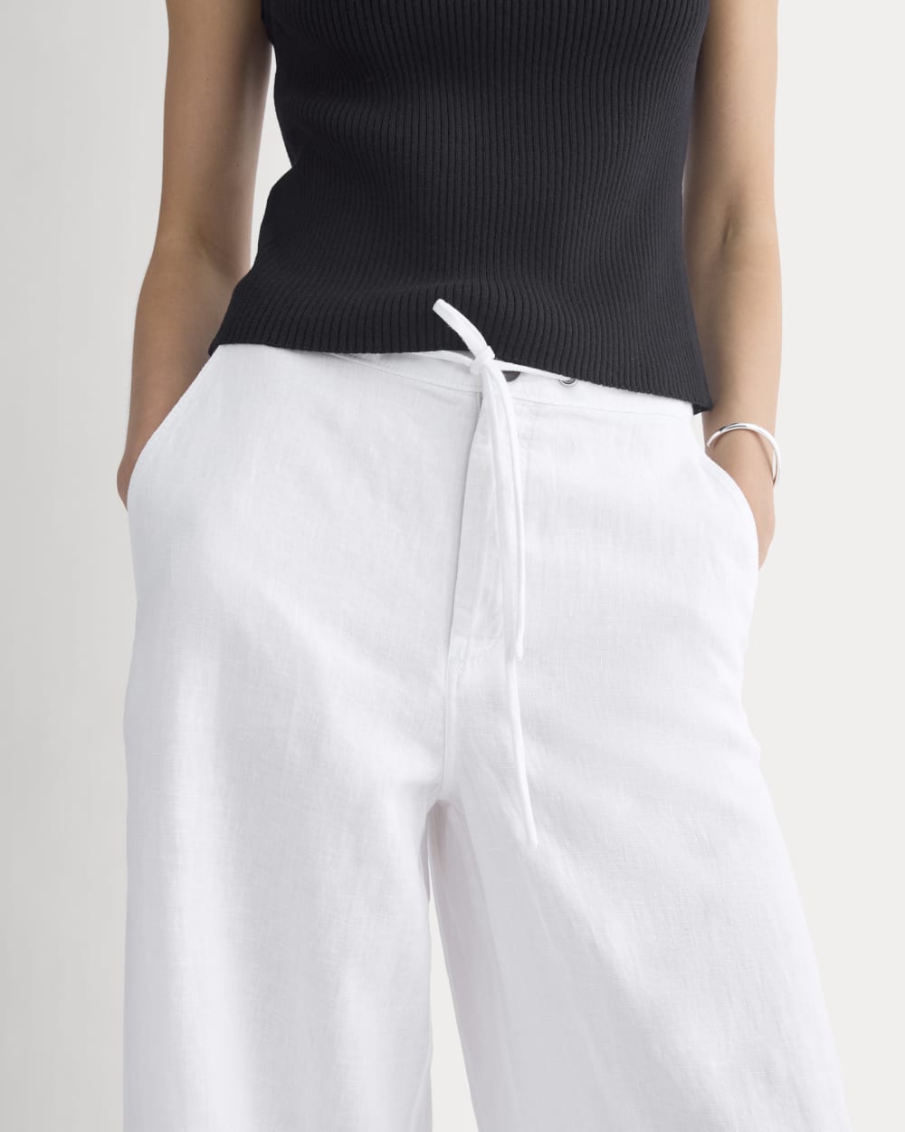 Wide-Leg Drawstring Pant in Linen | White - Image 4