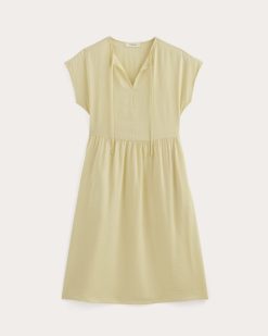 Alternative view of The Midi Dress in SoftLuxe | Banana Crepe
