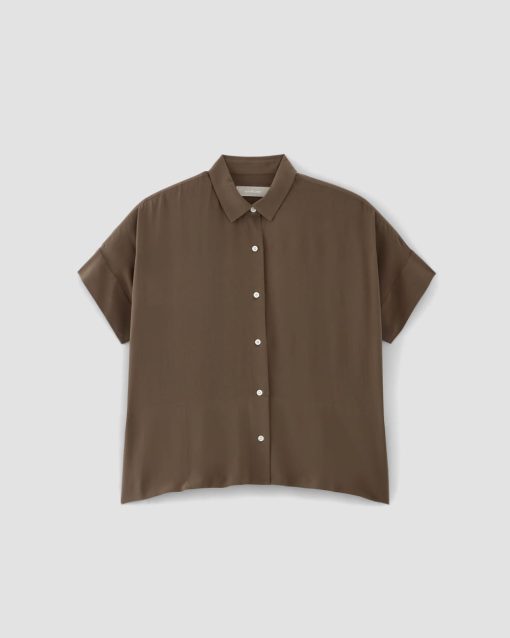 Alternative view of The Boxy Shirt in Washable Silk | Cocoa