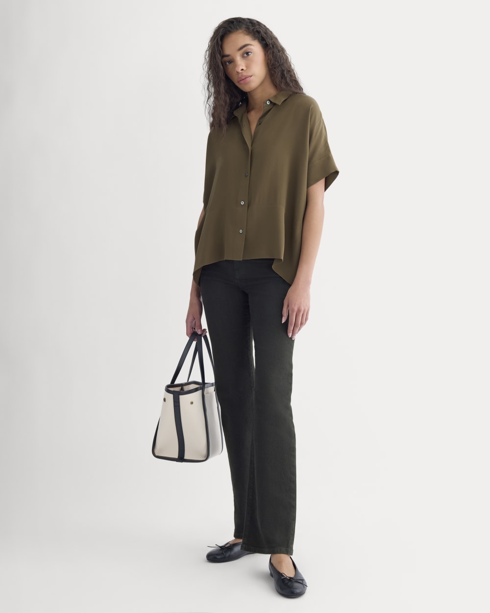 The Boxy Shirt in Washable Silk | Beech - Image 4