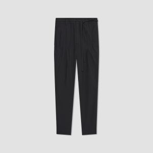 Alternative view of The Poplin Pleated Taper Pant | Black