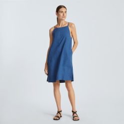 Alternative view of The Linen Apron Dress | Deep Blue