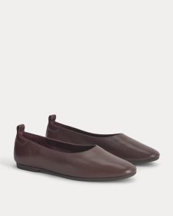 Alternative view of The Day Glove | Burgundy