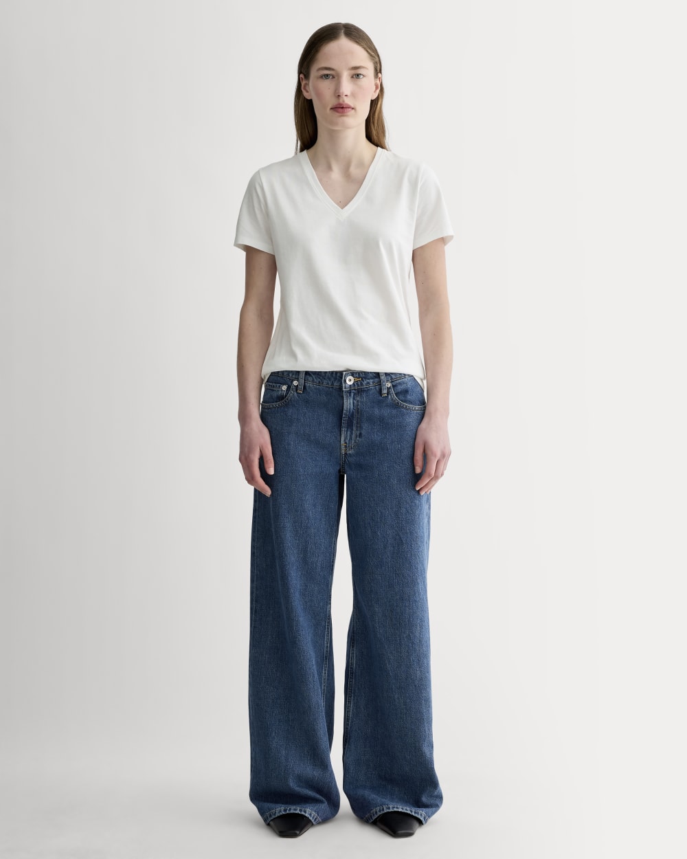 The Slim V-Neck Tee in Essential Cotton | White - Image 3