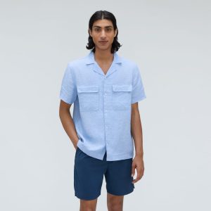 Alternative view of The Resort Shirt in Linen | Light Blue