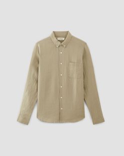 Alternative view of The Classic Shirt in Linen | Trench Coat Khaki
