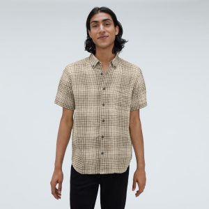 Alternative view of The Classic Short-Sleeve Shirt in Linen | Beech / Parchment Grid