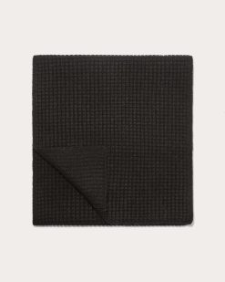 Alternative view of The Waffle Scarf | Black