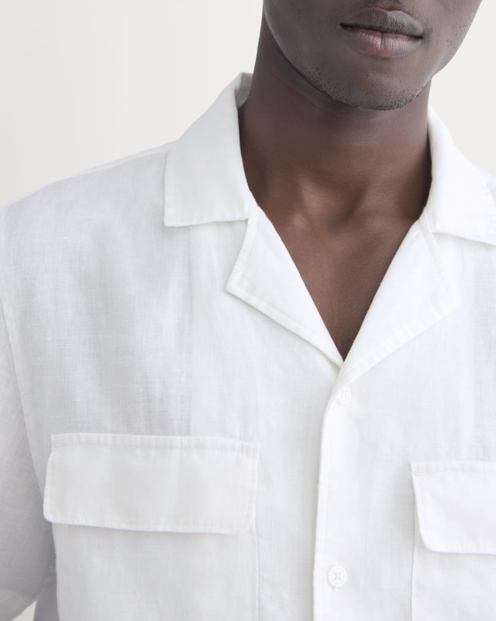 The Resort Shirt in Linen | White - Image 4