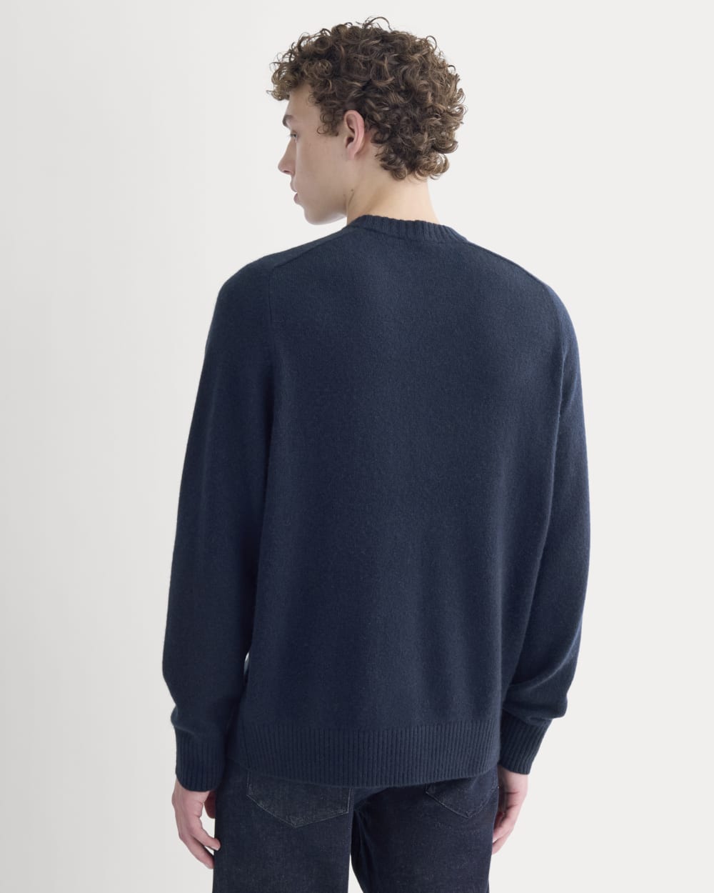 Midweight Cashmere Crew | Navy - Image 6