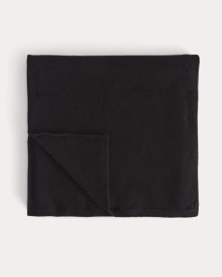 Alternative view of The Cashmere Scarf | Black
