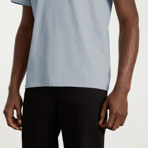 Alternative view of The Organic Cotton V-Neck Tee | Sky